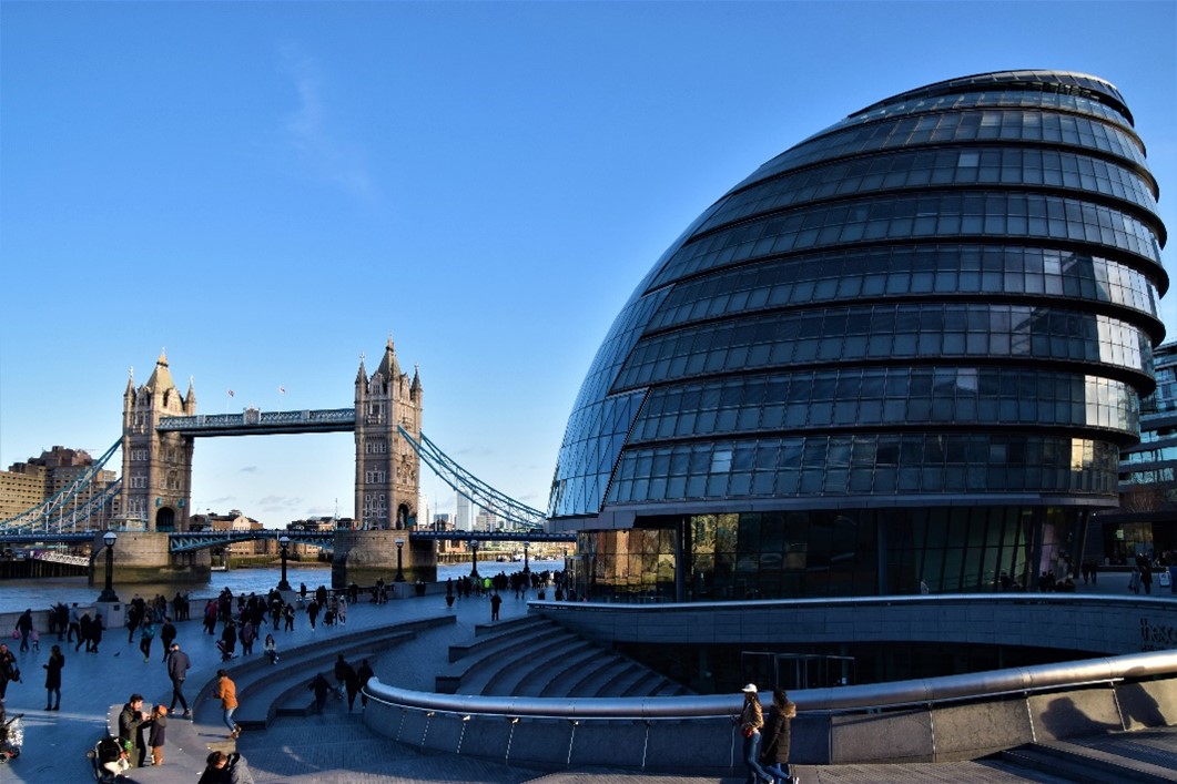 LONDON BRIDGE CITY MAINTENANCE - Stonewest